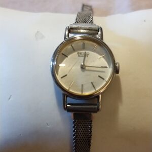 Seiko Classic Silver Watch with Mesh Band